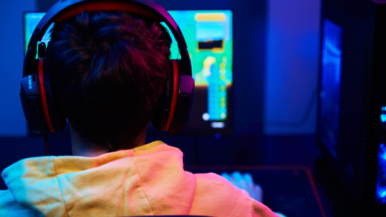 12 Best Sci-Fi Desktop Games to Play & Explore in 2025